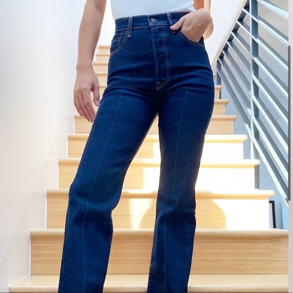 NWT Levi’s Ribcage High Rise Bootcut Jeans in High Key Dark Wash - Picture 8 of 13